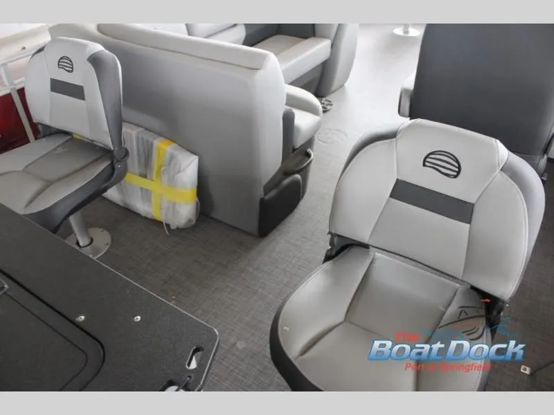 Slide: The Image of Sportfish 20 DLX 2026 - 24