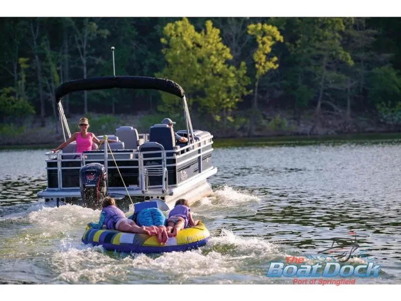 Slide: The Image of Sportfish 20 DLX 2026 - 27