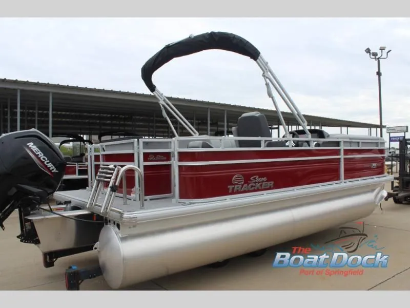 Slide: The Image of Sportfish 20 DLX 2026 - 4