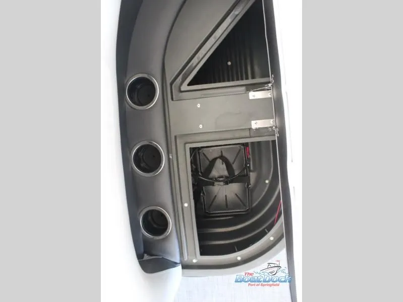 Slide: The Image of Party Barge 16 DLX 2026 - 20