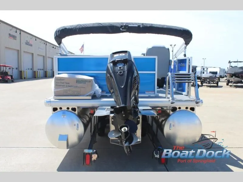 Slide: The Image of Party Barge 16 DLX 2026 - 4