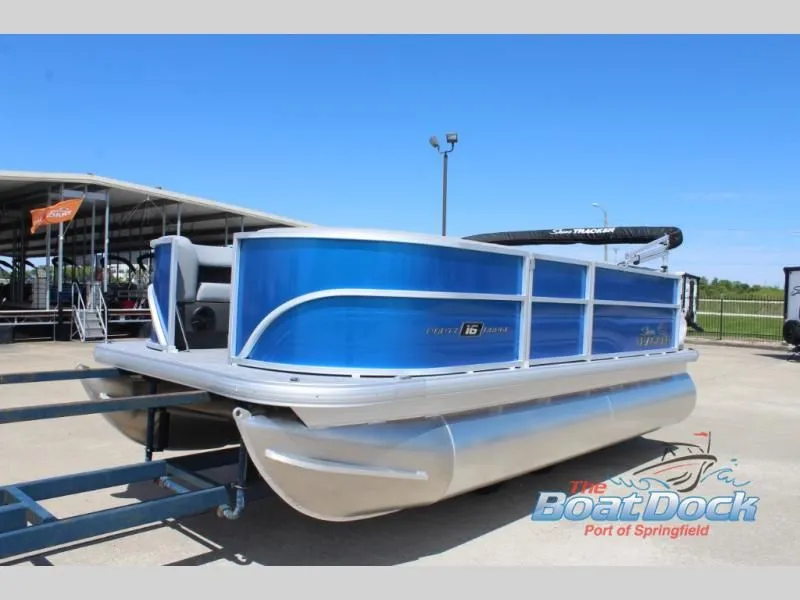 Slide: The Image of Party Barge 16 DLX 2026 - 7