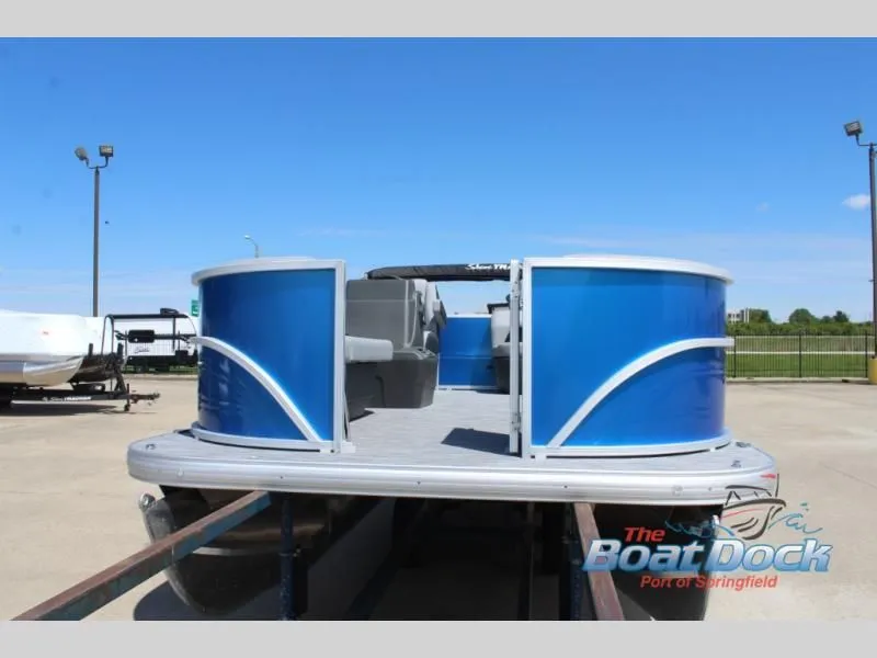 Slide: The Image of Party Barge 16 DLX 2026 - 8