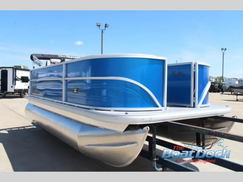 Slide: The Image of Party Barge 16 DLX 2026 - 9