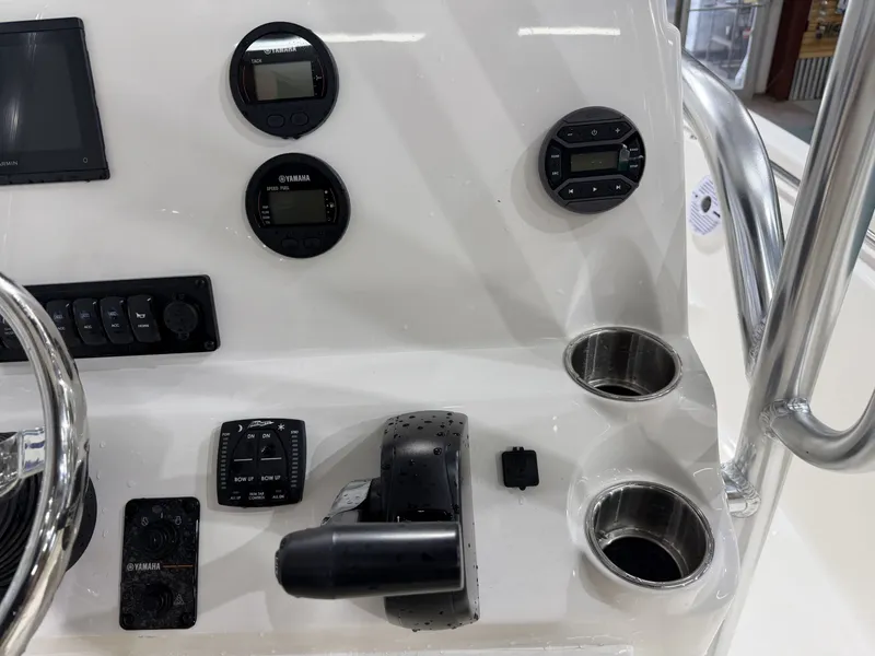 Slide: The Image of Dashboard of Key West 189 FS boat, model year 2026. - 18