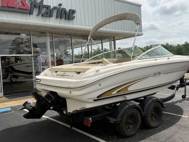 Slide: The Image of Sea Ray 190 Signature 2001 - 3