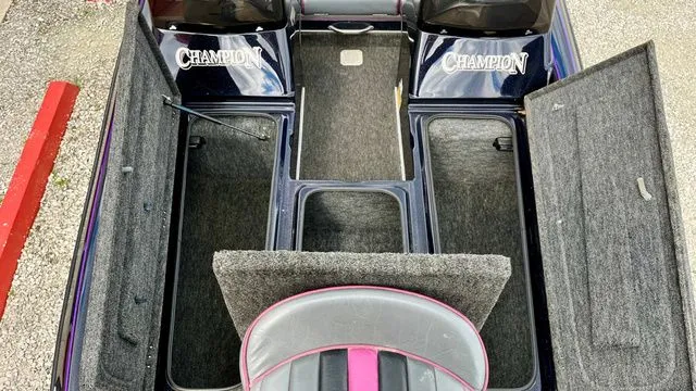 Slide: The Image of Champion DCX Elite 1994 - 8
