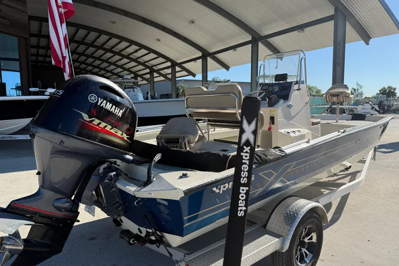 Slide: The Image of 2020 Xpress H20B Bay boat with Yamaha VMAX engine on trailer. - 4