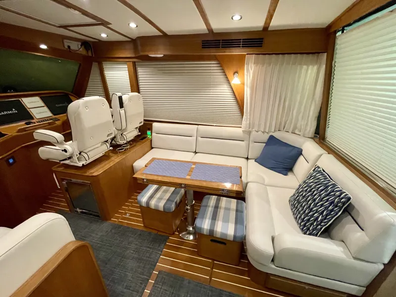 Slide: The Image of Sabre 48 Salon Express 2023 - 10