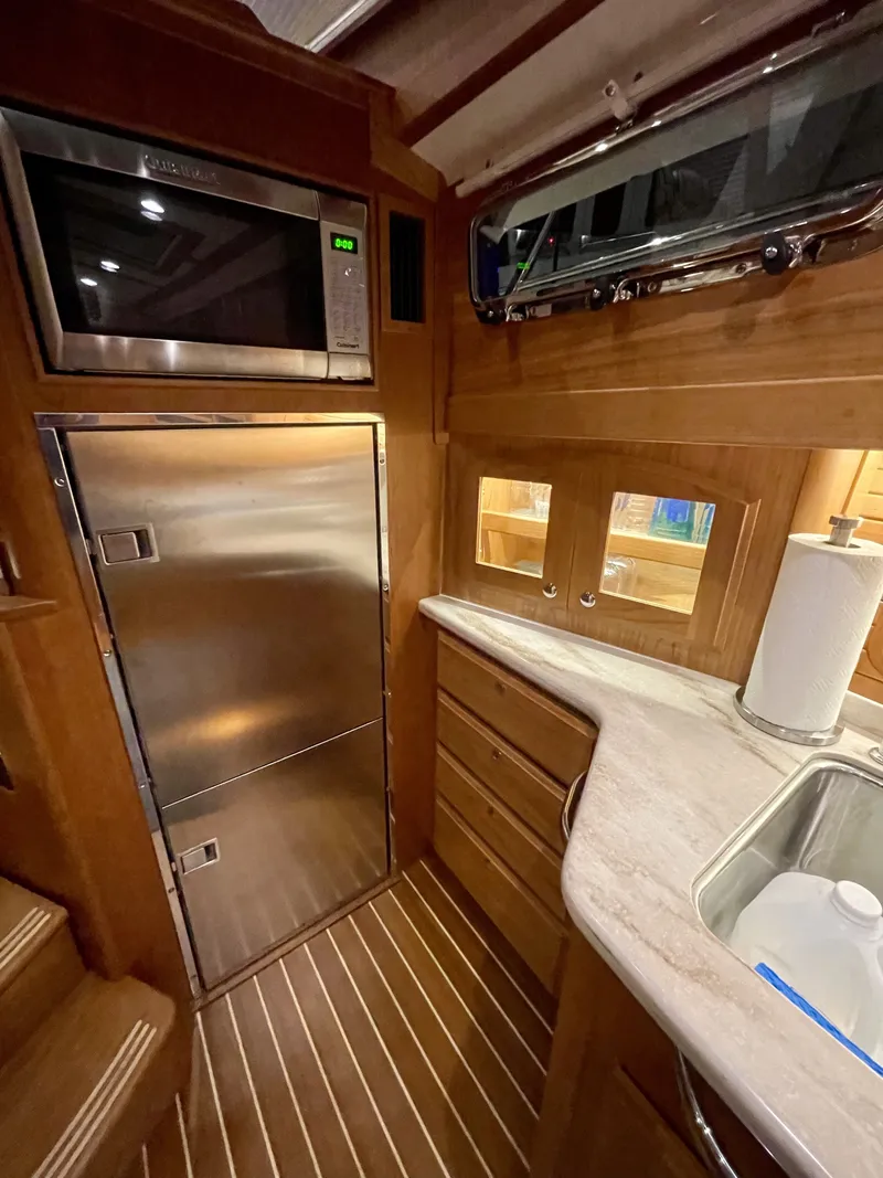 Slide: The Image of Sabre 48 Salon Express 2023 - 14