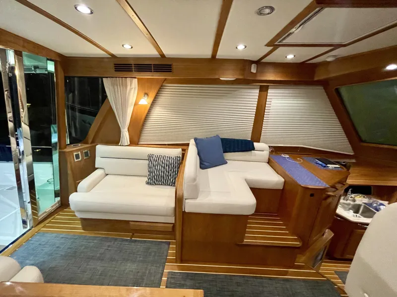 Slide: The Image of Sabre 48 Salon Express 2023 - 9