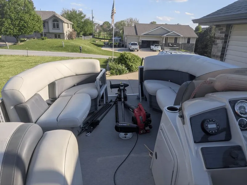 Slide: The Image of Interior view of a 2022 Sylvan Mirage 820 pontoon boat. - 6