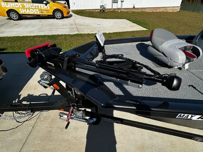 Slide: The Image of 2022 G3 Sportsman boat with trailer and motor. - 10