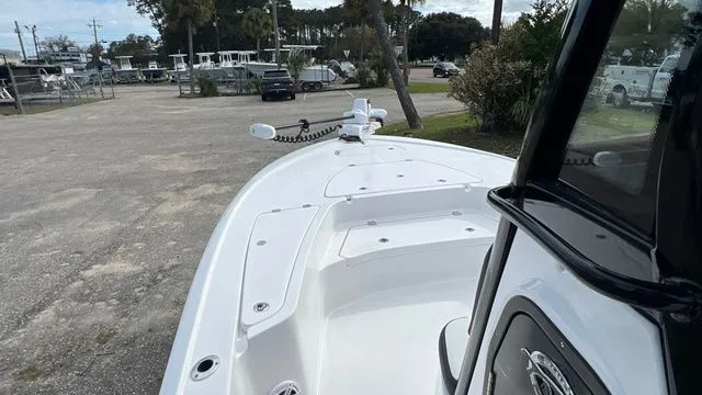 Slide: The Image of Tidewater 2410 Bay Max 2026 - 12