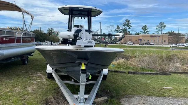 Slide: The Image of Tidewater 2410 Bay Max 2026 - 8