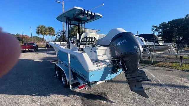 Slide: The Image of Tidewater 210 LXF 2026 - 3