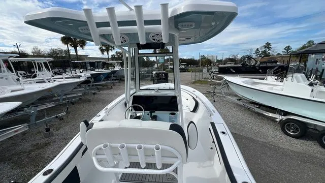 Slide: The Image of Tidewater 210 LXF 2026 - 16