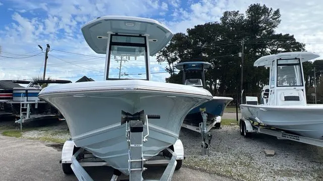 Slide: The Image of Tidewater 210 LXF 2026 - 8