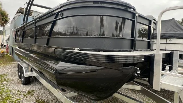 The Image of Veranda VR235RCT 2026 - 1