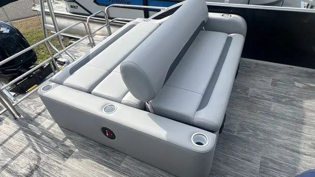 Slide: The Image of Bentley Pontoons Legacy Swingback 240 2026 - 11