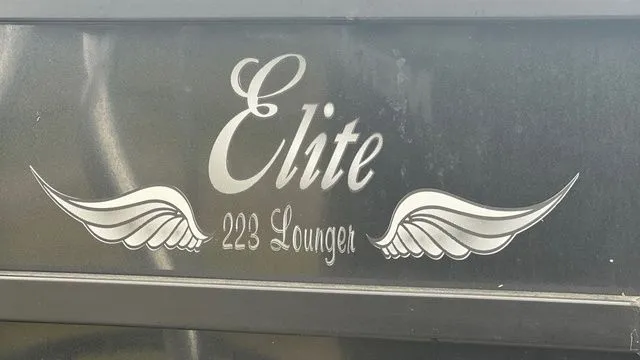 Slide: The Image of Bentley Pontoons Elite 223 Rear Lounger (3/4 Tube) 2021 - 18