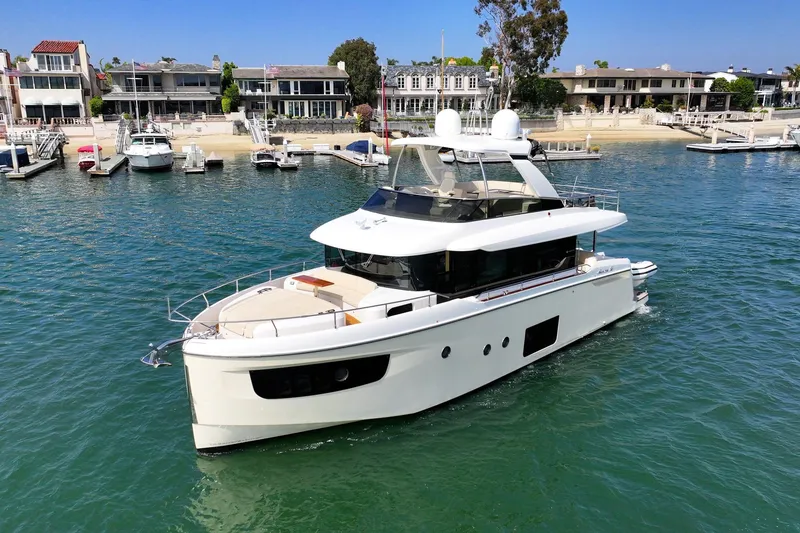 The Image of Absolute Navetta 52 2017 - undefined