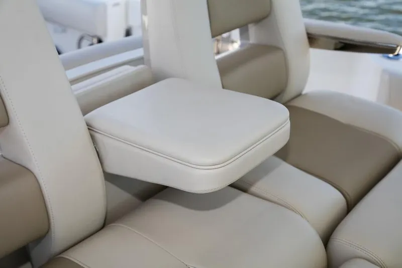 Slide: The Image of 2023-Boston-Whaler-330-Outrage-MarineMax - 18