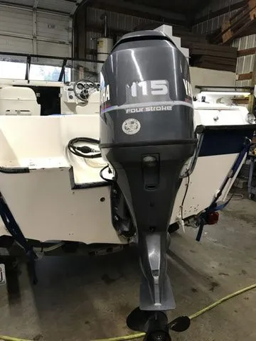 Slide: The Image of Yamaha 115 HP outboard motor on Livingston Viking 1994 boat. - 6