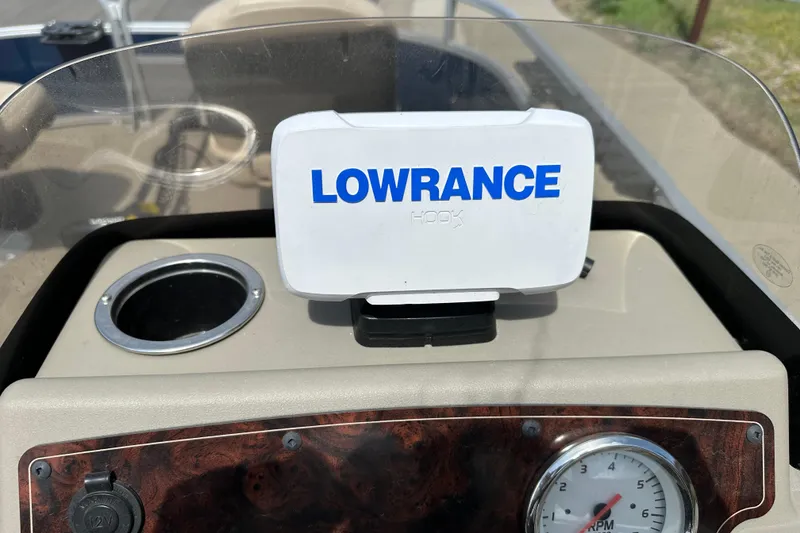 Slide: The Image of Console of 2024 Sun Tracker Bass Buggy 16 XL Select with Lowrance Hook fish finder. - 33