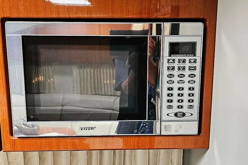 Slide: The Image of Built-in Tappan microwave oven in 2006 Formula 37 Performance Cruiser kitchen. - 15