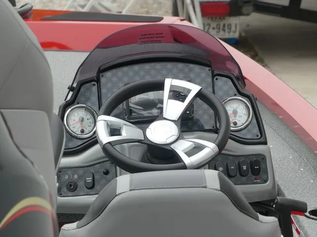 Slide: The Image of Dashboard of G3 Sportsman 1710 boat, model year 2026. - 17