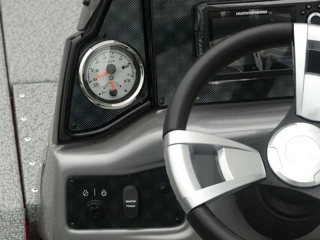 Slide: The Image of Dashboard of G3 Sportsman 1710 boat, model year 2026. - 34