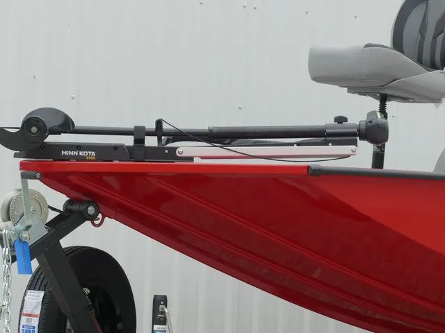 Slide: The Image of Red G3 Sportsman 1710 boat with Minn Kota motor, year 2026. - 9