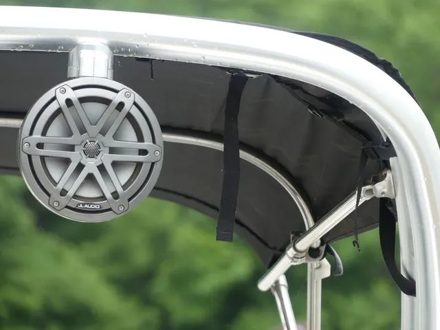 Slide: The Image of JL Audio speaker on MasterCraft NXT22 boat, year 2020. - 21