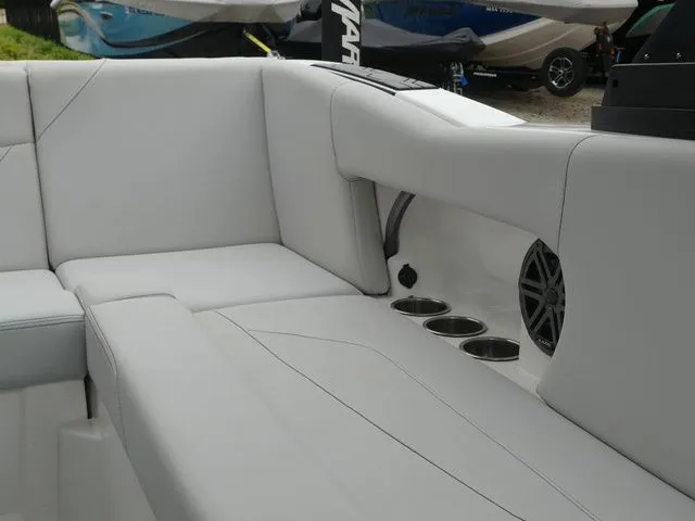 Slide: The Image of Interior of a 2020 MasterCraft NXT22 boat with white seating. - 33