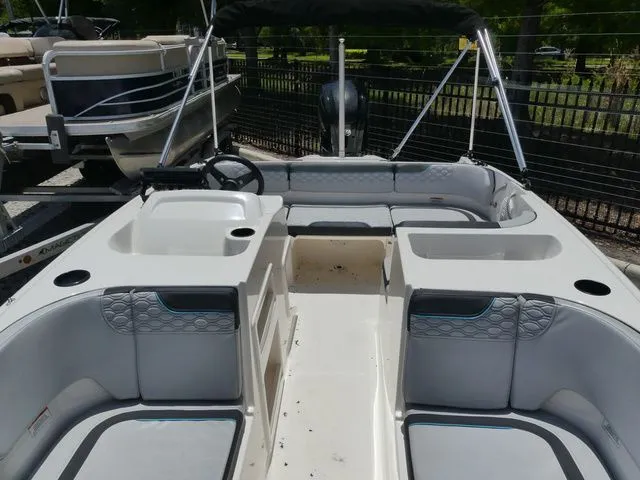 Slide: The Image of Interior view of a 2022 Bayliner Element M17 boat. - 11