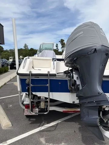 Slide: The Image of 2000 Grady-White Tournament 192 boat with Yamaha outboard motor. - 3