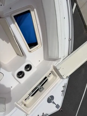 Slide: The Image of 2000 Grady-White Tournament 192 boat interior with storage compartments. - 5