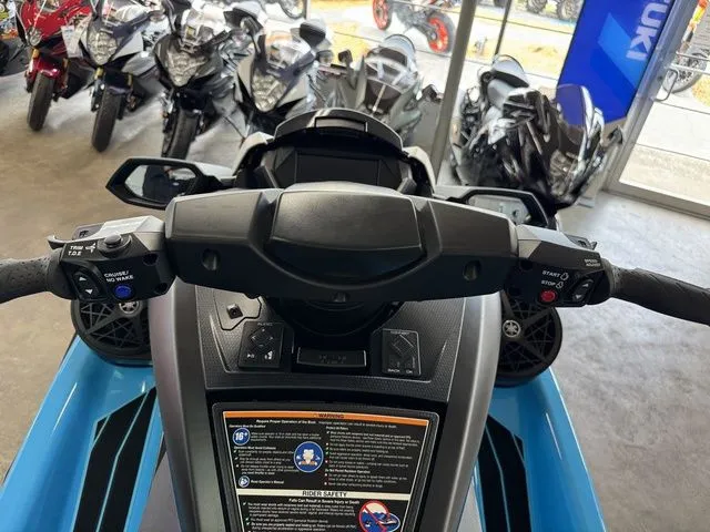 Slide: The Image of 2025 Yamaha WaveRunner FX SVHO interior view in showroom. - 10