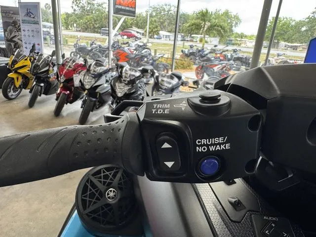 Slide: The Image of Yamaha WaveRunner FX SVHO 2025 controls in showroom. - 11
