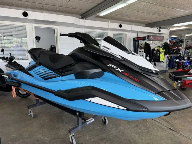 Slide: The Image of 2025 Yamaha WaveRunner FX SVHO displayed in showroom. - 3