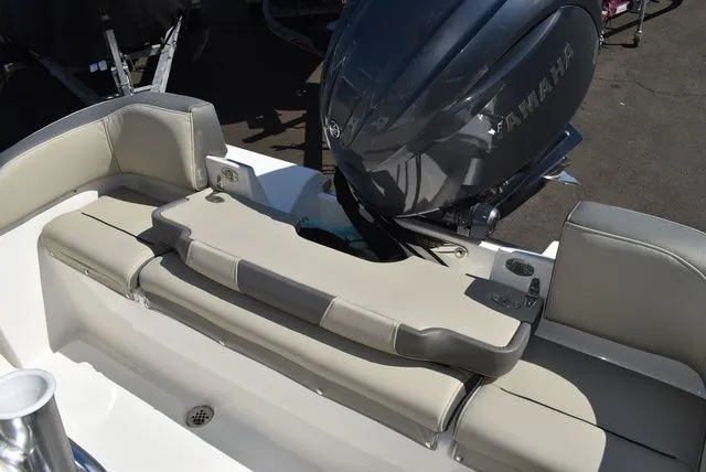 Slide: The Image of Key West 203 FS 2026 with Yamaha engine, beige upholstery. - 22