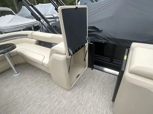 Slide: The Image of Interior of Godfrey Pontoons Sweetwater 2086 C Sport Tube 2026. - 18
