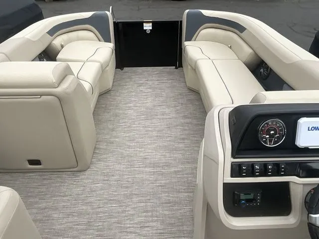 Slide: The Image of Interior of Godfrey Pontoons Sweetwater 2086 C Sport Tube 2026. - 28
