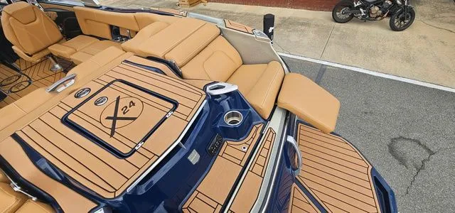 Slide: The Image of MasterCraft X24 2020 boat with luxurious interior and stylish design. - 11