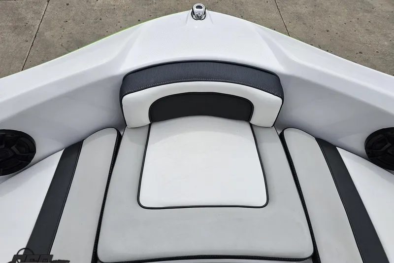 Slide: The Image of 2022 Yamaha Boats AR195 interior seating with sleek, modern design and comfortable upholstery. - 72
