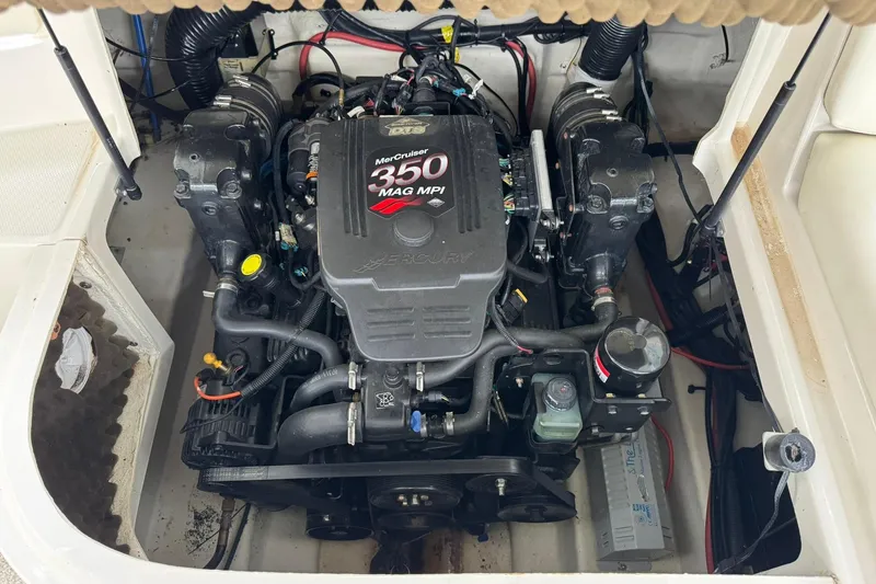 Slide: The Image of Engine compartment of a 2008 Sea Ray 240 Sundeck with MerCruiser 350 MAG MPI. - 28