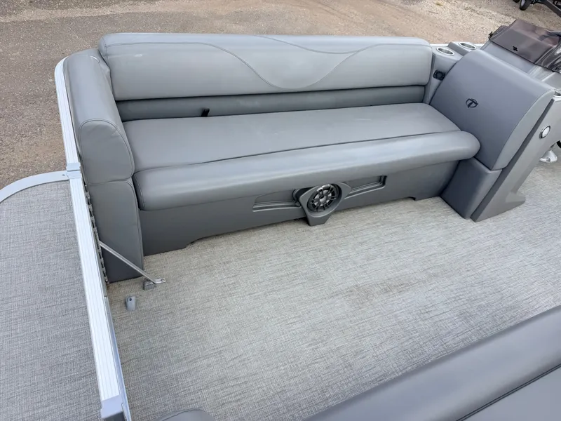 Slide: The Image of Gray seating on a 2022 Tahoe Sport 2080 CRB boat. - 13
