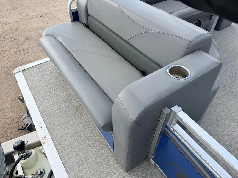 Slide: The Image of Gray seating on a 2022 Tahoe Sport 2080 CRB boat. - 35