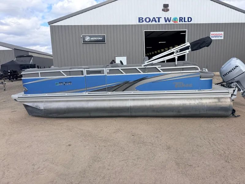 Slide: The Image of 2022 Tahoe Sport 2080 CRB boat with Honda 4-stroke engine, blue. - 41